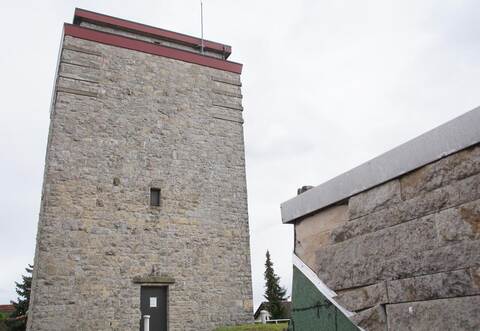 Der Wasserturm gilt als Kieselbronner Wahrzeichen. Seine Sanierung trägt allerdings auch dazu bei, dass die Wasserpreise in der Gemeinde steigen.