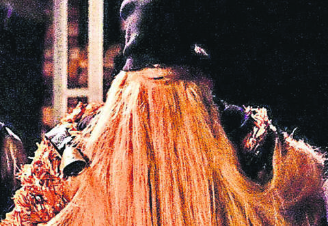 Spendensammler aus Stroh: das Pelzmärtle. Ingo Haag