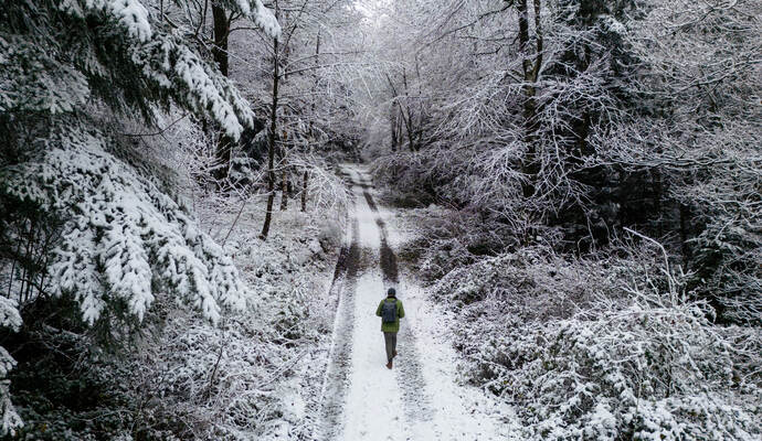 Winter Schmuckis Huchenfeld