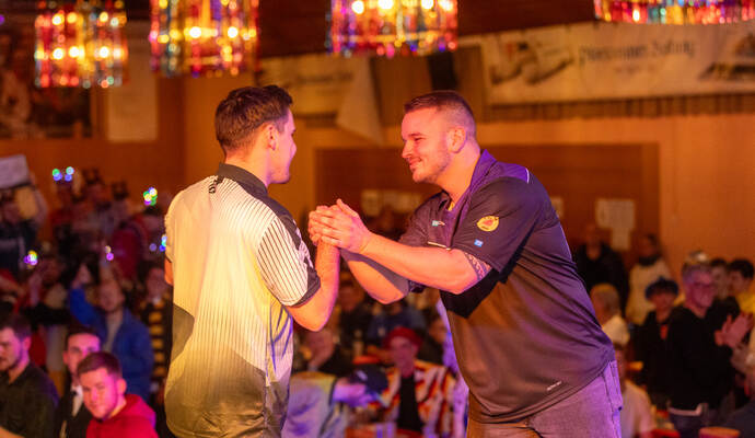 Darts Turnier Kieselbronn (Chris "The Wiz" Wörner)