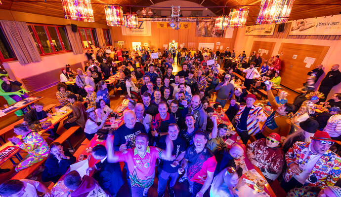 Darts Turnier Kieselbronn Stimmung