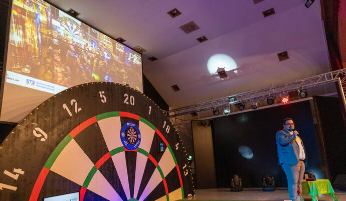 Darts Turnier Kieselbronn Stimmung