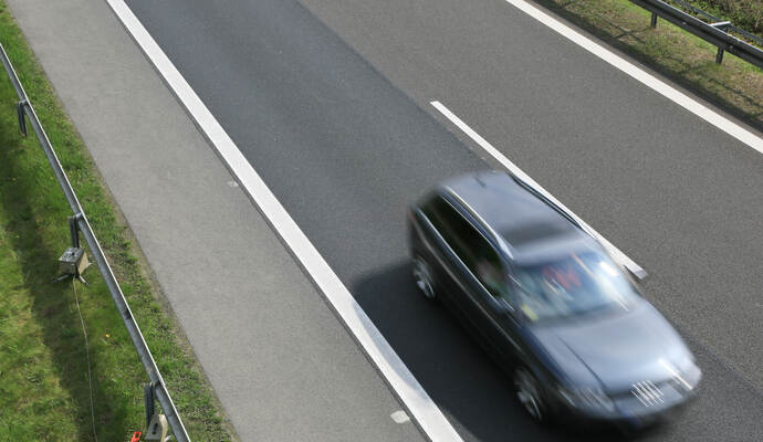 Zu schnell unterwegs gewesen sind insgesamt 200 Fahrzeuge. Zu schnell unterwegs gewesen sind insgesamt 200 Fahrzeuge.