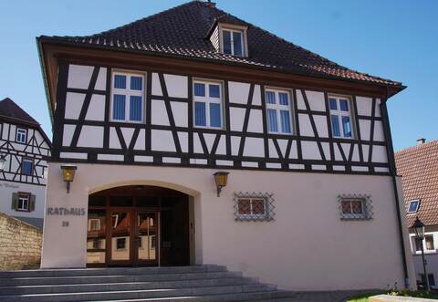 Kieselbronns Rathaus.