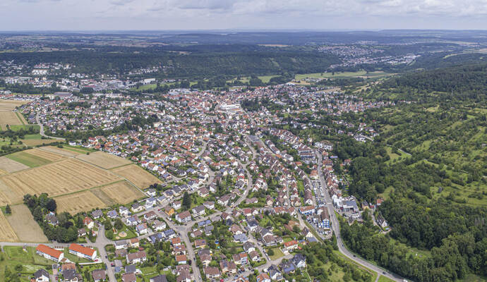 Niefern-Öschelbronn von oben. Luftbild Niefern-Öschelbronn