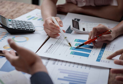 Das Konsolidierungsprogramm wurde mit einer umfangreichen Analyse sämtlicher Kosten gestartet.