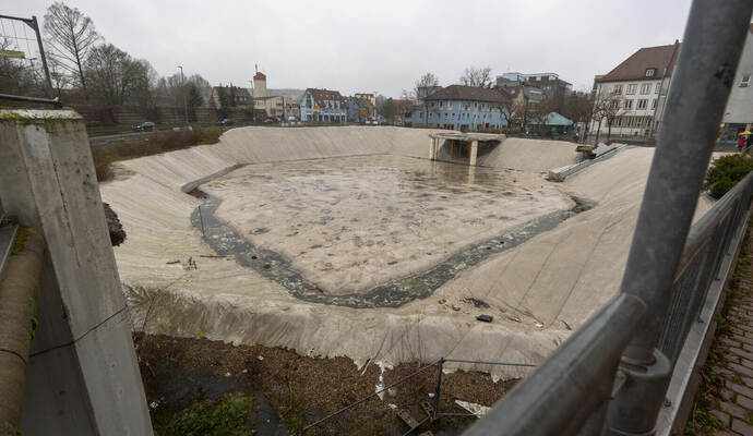 Mühlacker Mühlehof Loch Innenstadt