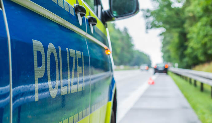 Bei Ölbronn-Dürrn hat sich ein Unfall ereignet.