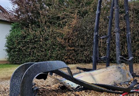 Unter anderem wegen Bränden auf zwei Spielplätzen in Singen im vergangenen Sommer wollte der Gemeinderat eine City-Streife wiedereinführen – der noch nicht beschlossene Haushalt lässt dies jedoch nicht zu.