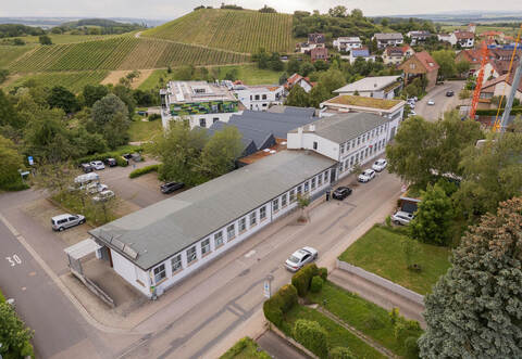 Mit einem Konzept soll der Umzug der Rathausarbeit in die Fabrik Schweitzer untersucht werden.