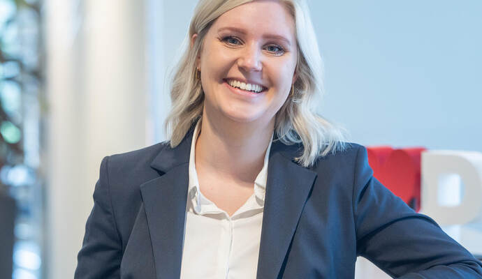 Die Neue bei der WSP: Sandra von Garrel (34) sagt, dass sie schon vom ersten Tag an „mittendrin“ gewesen sei.