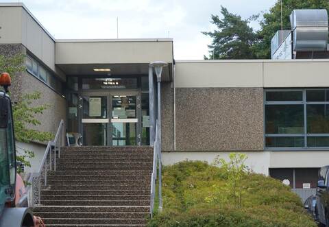 Der Besuch des Ispringer Hallenbads wird ab September teurer, allerdings nur ein bisschen.