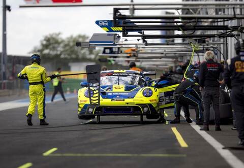 Rutronik Racing fährt weiter um die Meisterschaft mit.