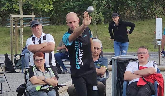 Tobias Müller vom PCB Horb, belegte am Ende des Turniers Rang drei und konnte damit seinen Titel nicht verteidigen.Georg Kost