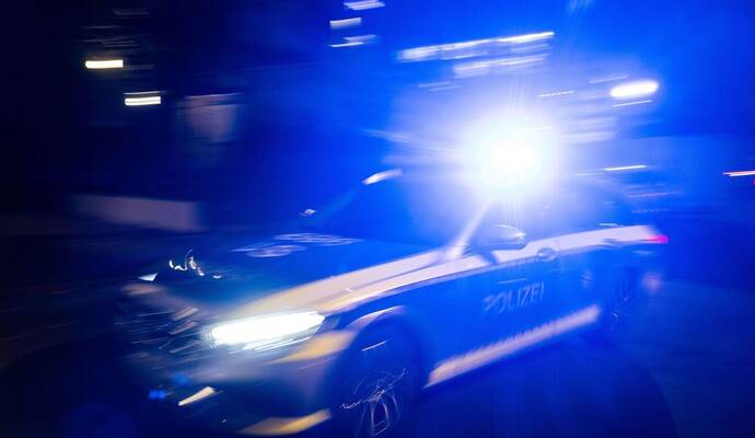 Polizei - Symbolbild Polizei - Symbolbild
