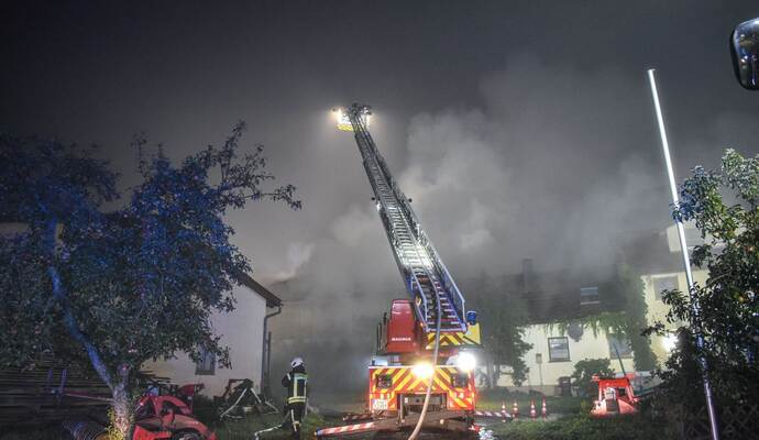 Tote Schweine und Schaden in Millionenhöhe bei Brand