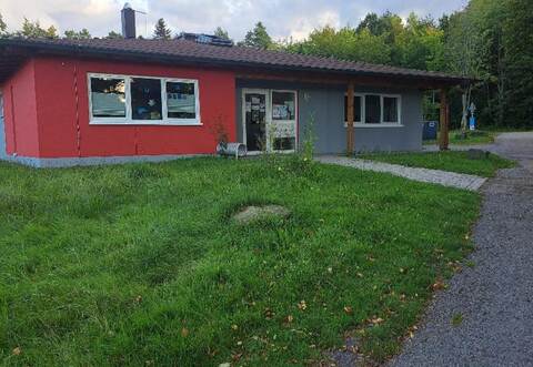 Das Jugendhaus in Schömberg ist bei vielen gefragt. Pro Jahr gibt es hier etwa 4300 Besucher. Im Schnitt sind die Jugendlichen 15 Jahre alt.