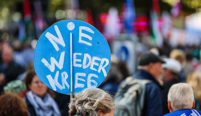 Demonstration von Friedensinitiativen - Stuttgart
