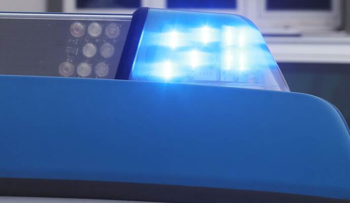 Polizei - Symbolbild Polizei - Symbolbild