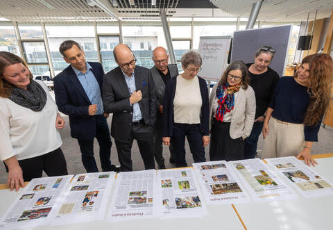Diskutiert haben die Jurymitglieder Lisa Belle (PZ), Joachim Hülsmann (Stadt Pforzheim), Ulf Lauche (Bürgerstiftung/Volksbank), Frank Johannes Lemke (Caritas), Angela Gewiese (Enzkreis), Doris Möller-Espe (Kinderschutzbund), Yvonne Schwarz-Tron (Polizei) und Katja Kreeb (Enzkreis, von links).