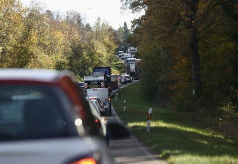 Auf der Wurmberger Straße staut es sich aktuell.