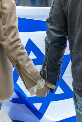 Menschenkette Jüdische Synagoge