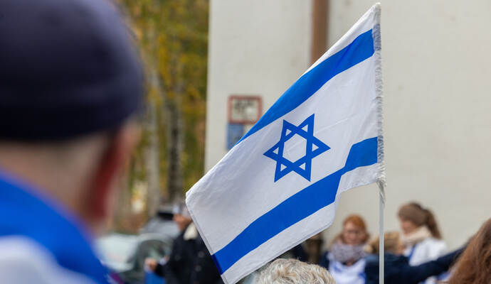 Menschenkette Jüdische Synagoge 