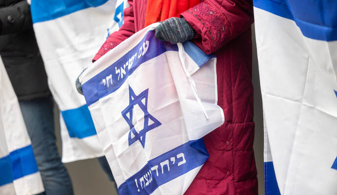 Menschenkette Jüdische Synagoge 