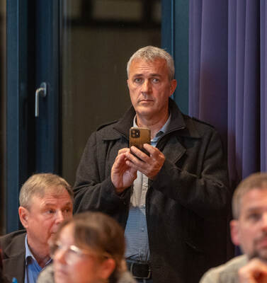 Mühlacker Stichwahl Retter Renner