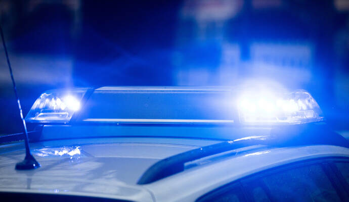 Der Polizei noch unbekannte Täter sind zwischen Samstagmittag und Montagmorgen in der Mühlacker Ziegeleistraße in zwei Baugruben eingebrochen.