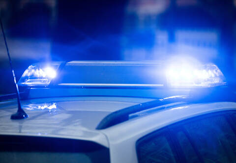 Der Polizei noch unbekannte Täter sind zwischen Samstagmittag und Montagmorgen in der Mühlacker Ziegeleistraße in zwei Baugruben eingebrochen.