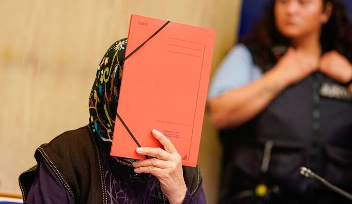 Sauerstoffgerät von Patientin abgestellt? Seniorin vor Gericht