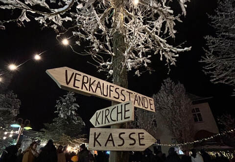 Seit 2022 wächst das Waldrennacher Winterdorf jährlich. Nicht nur die Zahl der Stände und das Angebot an Essen und Trinken nimmt zu, sondern auch die Besucherzahl.