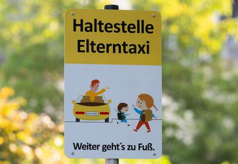 Debatte über «Elterntaxis»