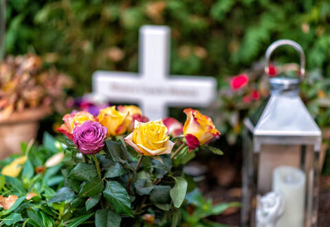 In Keltern-Weiler machen Diebe nicht einmal vor einem Friedhof halt.