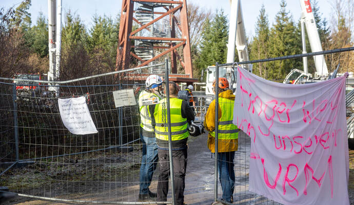 Demontage Hohe Warte 