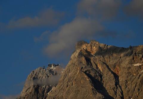 Junger Mann verunglückt auf einem Klettersteig an der Zugspitze