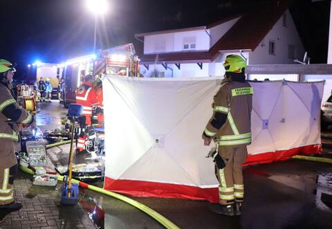 Zwei Tote bei Brand in Einfamilienhaus