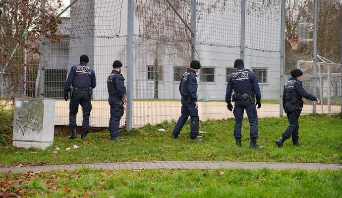 16-Jähriger auf Stuttgarter Spielplatz angeschossen