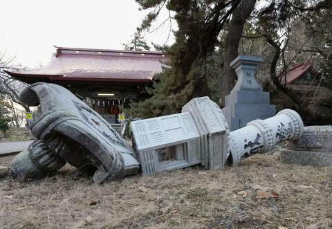 Nach starkem Erdbeben im Nordosten Japans