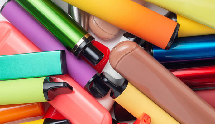 Auch verbotene Vapes hat die Pforzheimer Polizei bei den Testkäufen festgestellt.