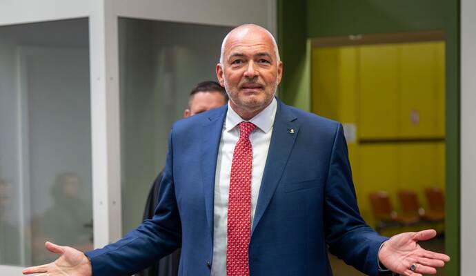 Prozess gegen Ex-Bundestagsabgeordneten Fischer