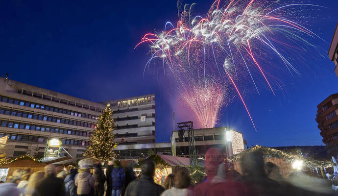 Feuerwerk auf dem Weihnachtsmarkt