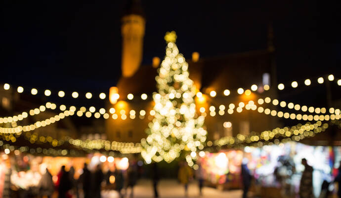 christmas market at tallinn old town hall square