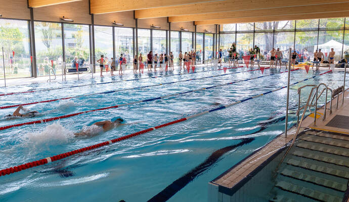 Eröffnung Hallenbad Huchenfeld