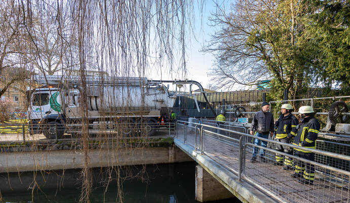 ausgelaufener Diesel Kupferhammer
