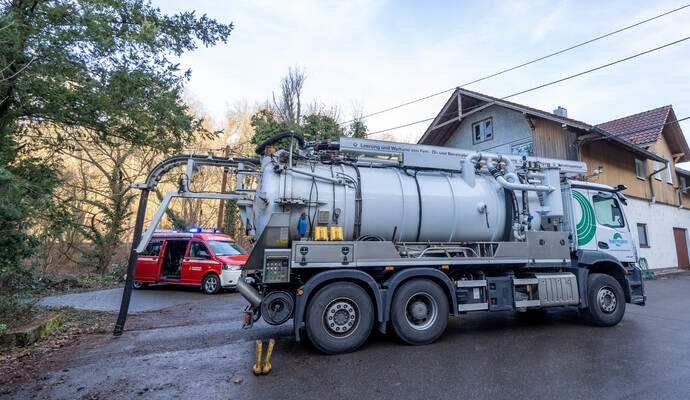 ausgelaufener Diesel Kupferhammer
