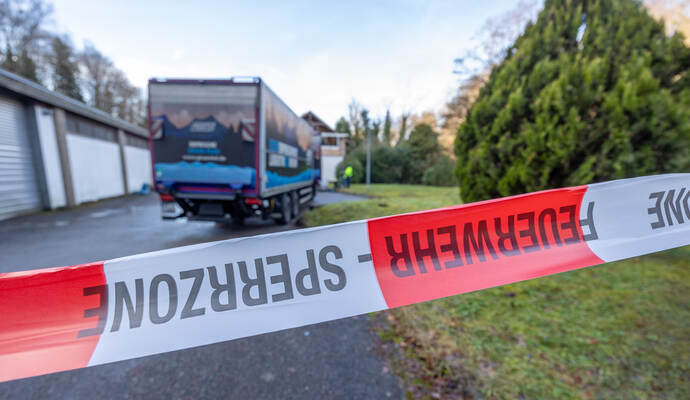 ausgelaufener Diesel Kupferhammer