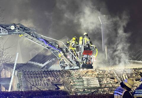Feuer in Lackiererei - 2 Verletzte