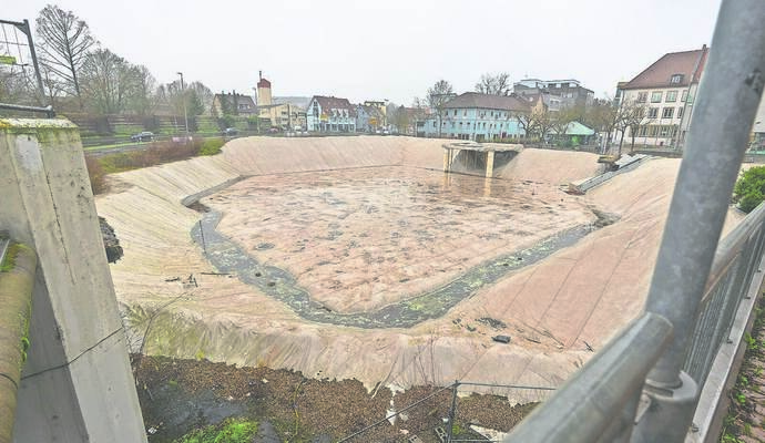 Mühlacker Mühlehof Loch Innenstadt